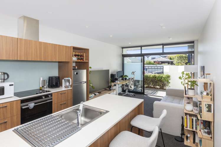 2/341 Madras Street Christchurch Central_12