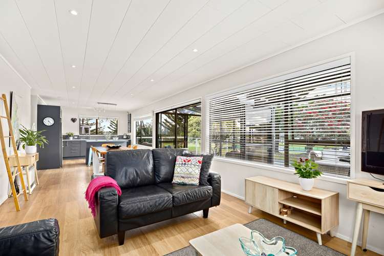 76 Omaha Drive Omaha_6