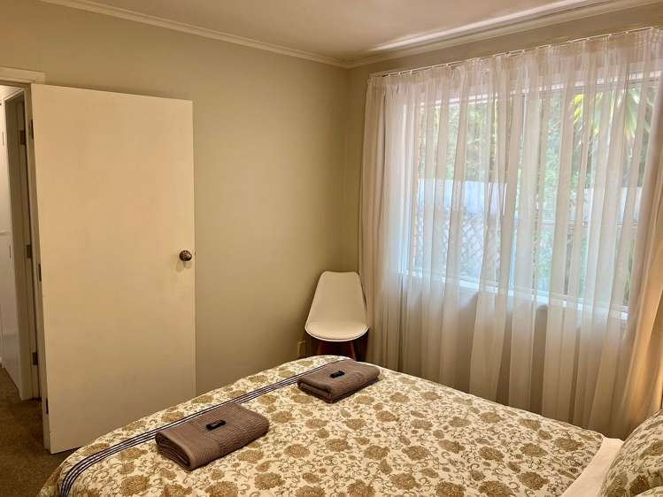 2/2 Olsen Avenue Hillsborough_5