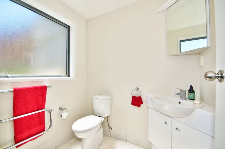 574 Peninsula Road Kelvin Heights_22