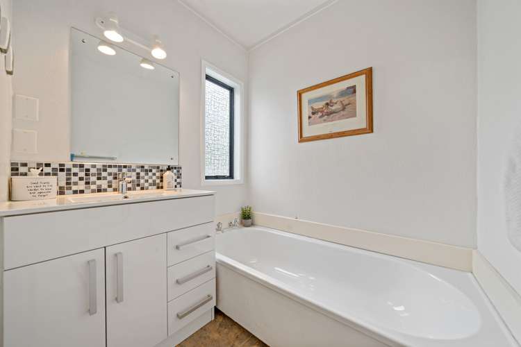 1/6 Theodora Place Mairangi Bay_12