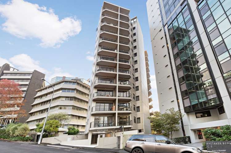 6 Whitaker Place 10015_5