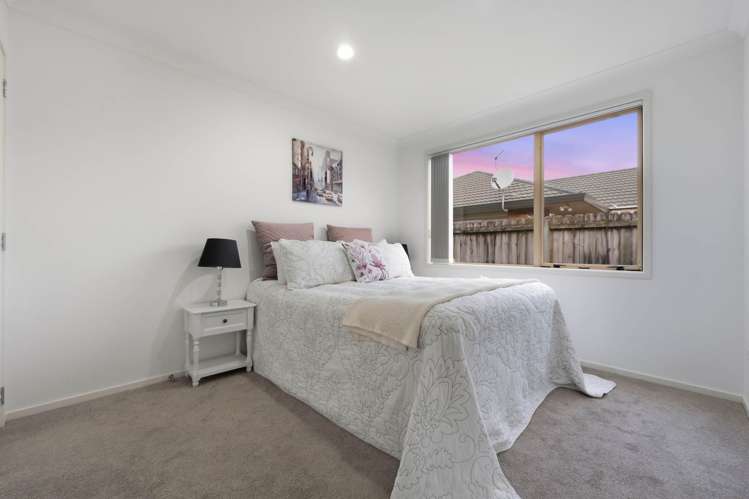 19 Norm Pellow Drive Manurewa_4
