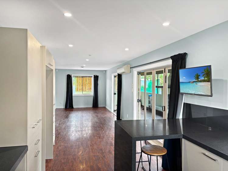 21A Grange Road 2128_3