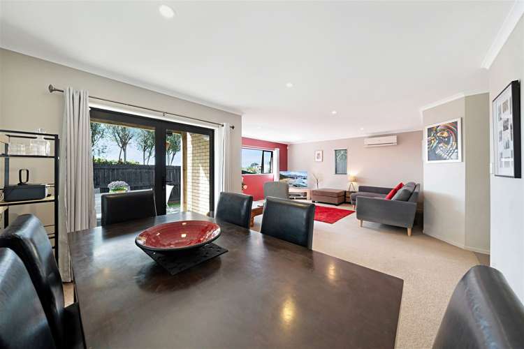 1/271 Sturges Road Henderson_5