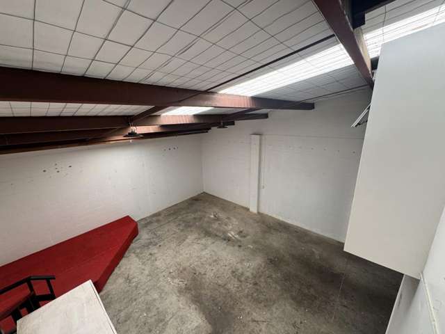 3/3 Avenger Place Glendene_1