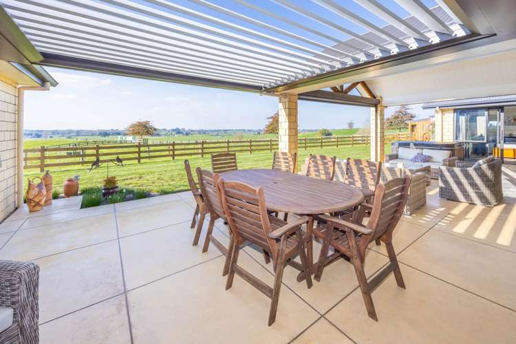222 Meadway Road Ngahinapouri_28