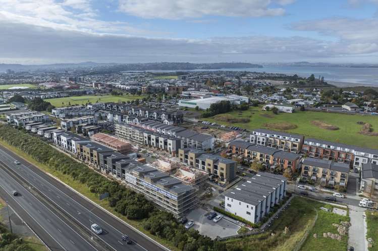 Lot 2/20 Falcon Crescent Hobsonville_43
