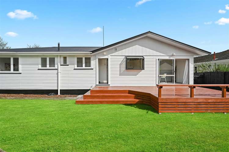 5 Sutton Crescent Hillcrest_10