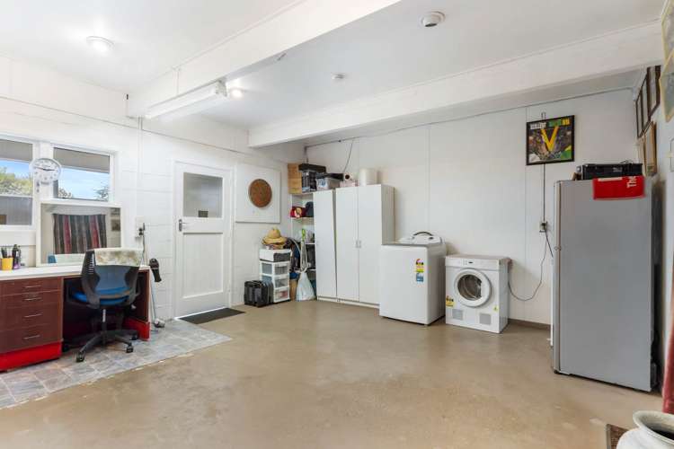 17 Nandana Drive Glen Eden_12