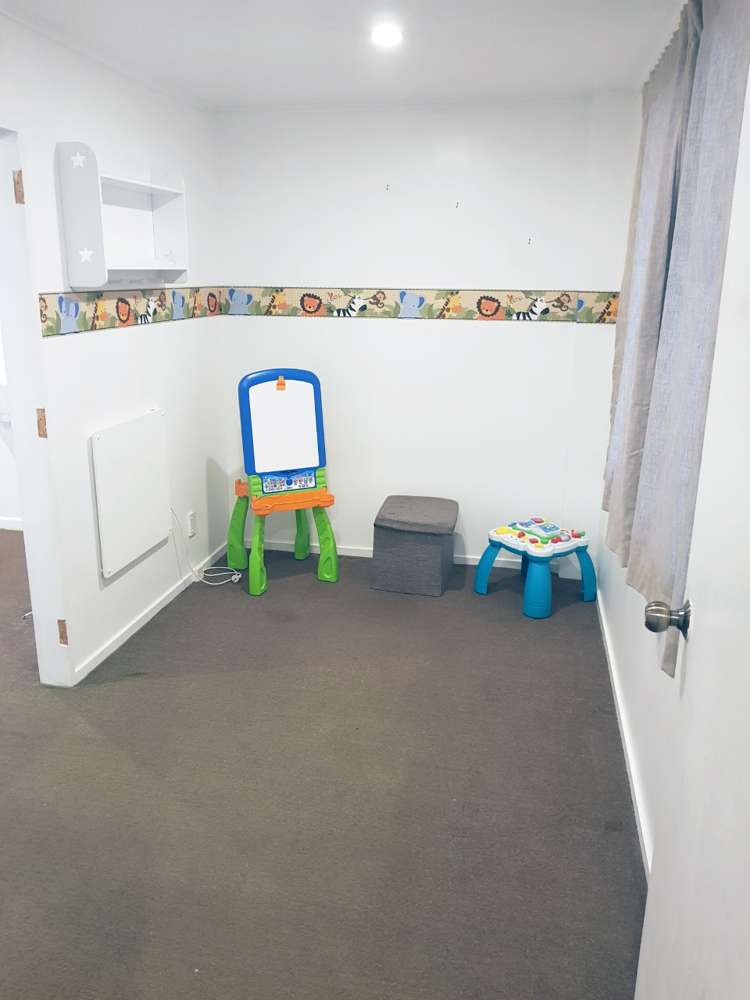 44 Kelman Road Kelston_13