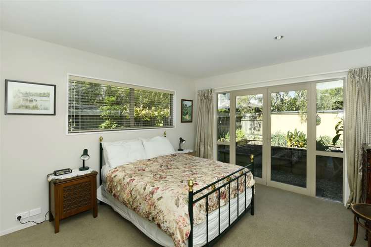 1 Monro Way The Wood_10