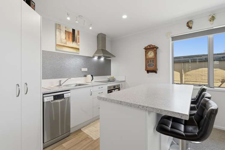 32 Arrow Close Papamoa_12