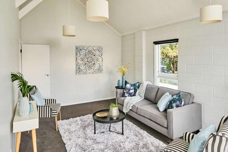 5/3 Kowhai Street Eastbourne_13