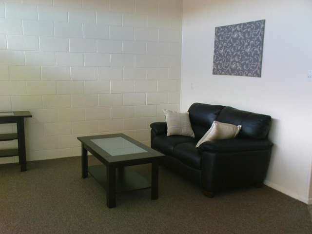 3/30 Bristol Street 10516_2