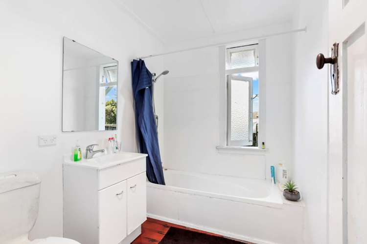 4050 Great North Road Glen Eden_10