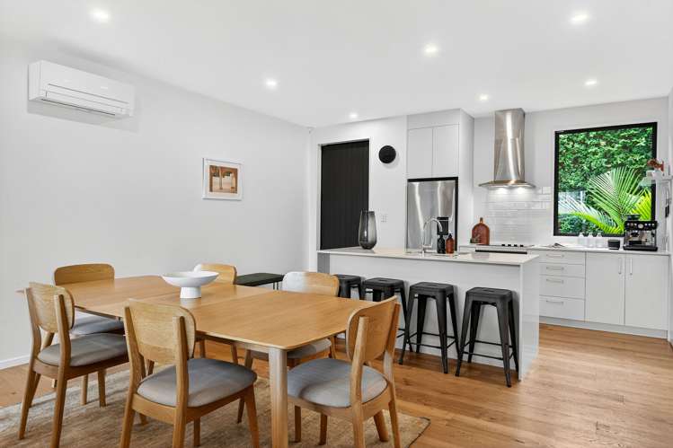 7/4 Glen Atkinson Street St Heliers_2