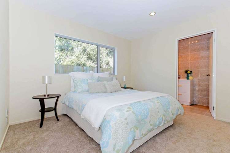 1112a New North Road Mount Albert_15