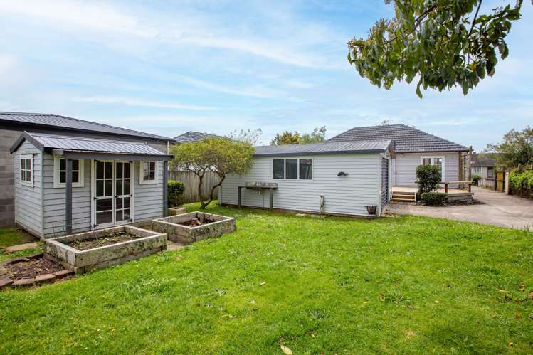 12 Slim Street Bader_17