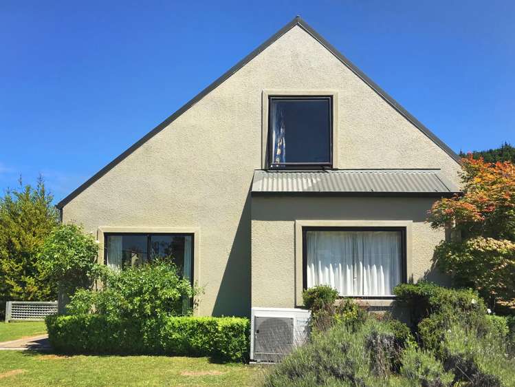 5 Goldleaf Hill Queenstown_19