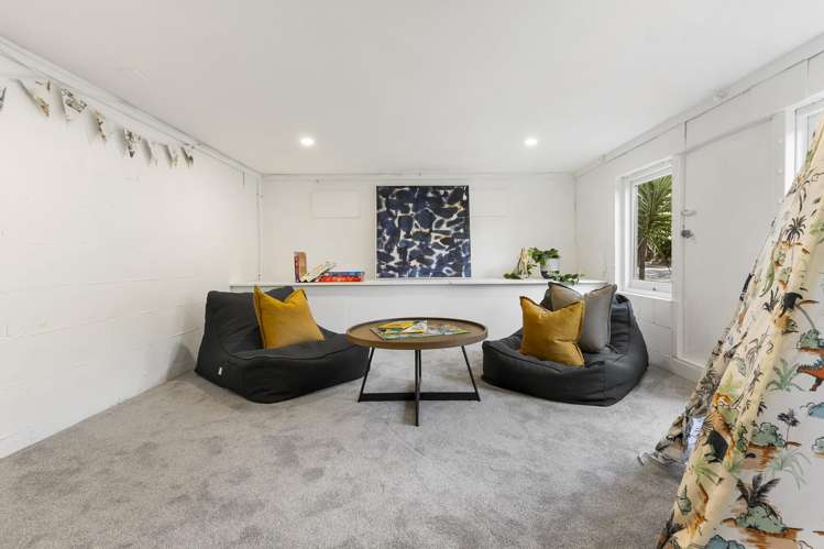38 Merriefield Avenue Forrest Hill_21