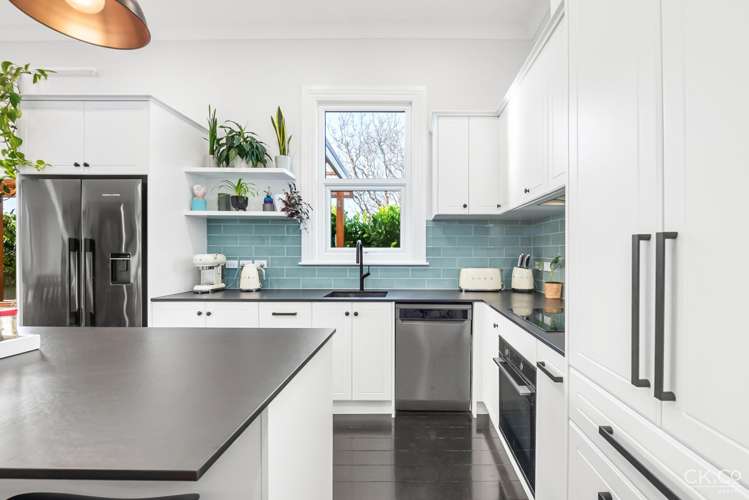 82 Knights Road Lower Hutt_8