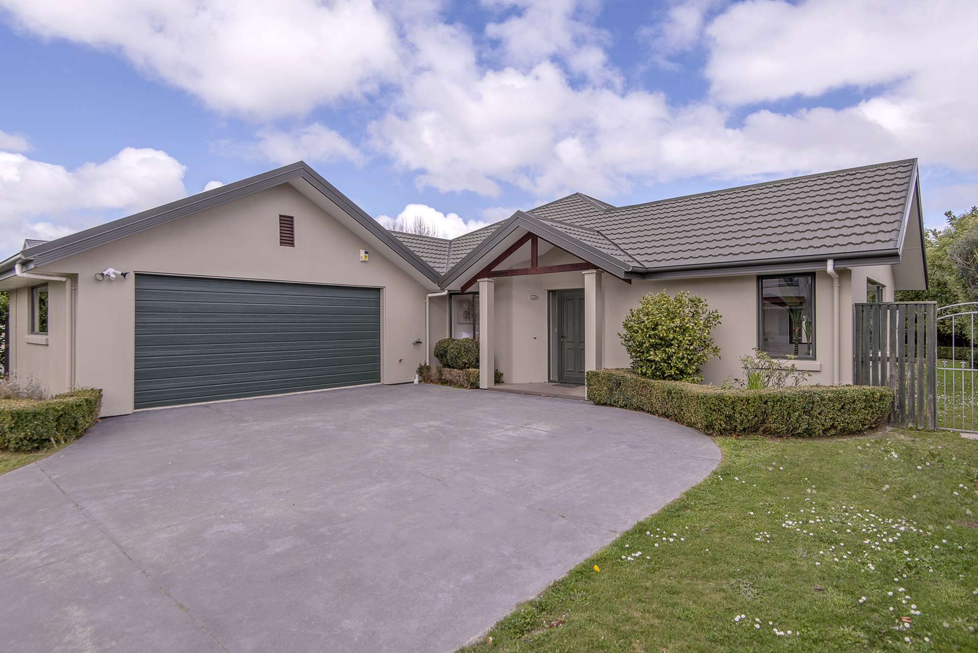 3 Breton Close Northwood_0