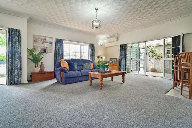 910 Collinge Road Mayfair_2