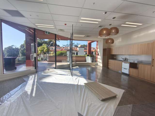 Part Ground Floor 1/159 Hurstmere Road Takapuna Industrial_3