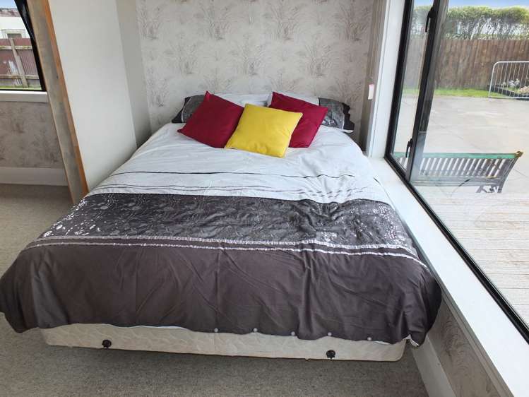 2 Huia Street Foxton Beach_15