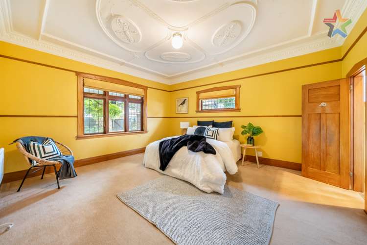 30 Ludlam Crescent Woburn_11