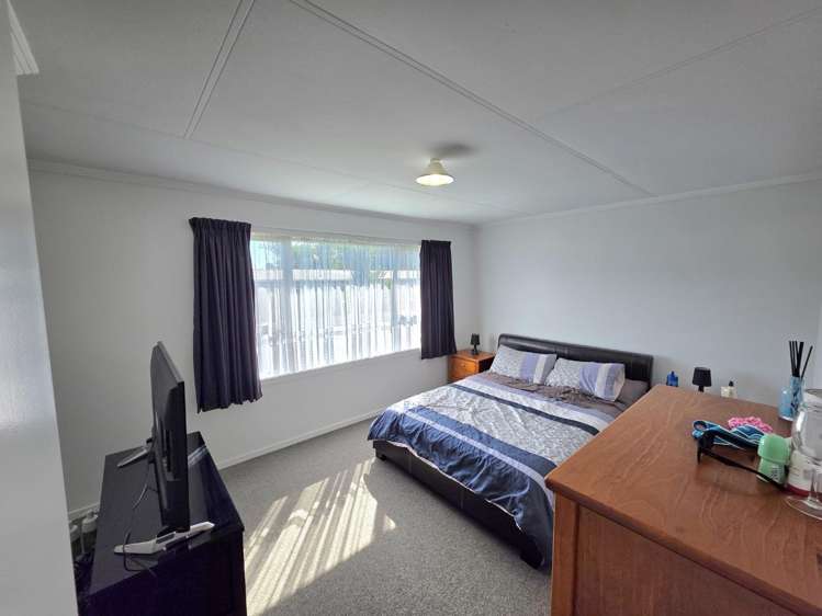 45 Clifton Drive 10858_9