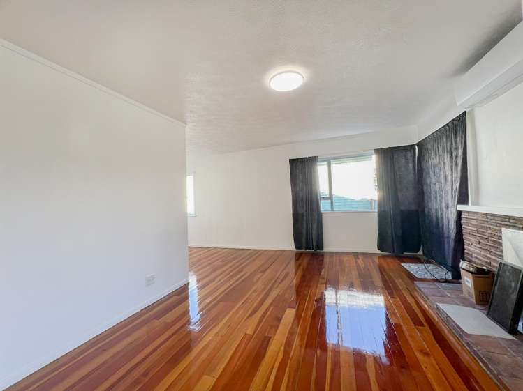 5 Daytona Road 11401_5