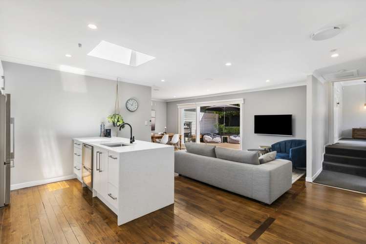 2 Melville Place Onehunga_5