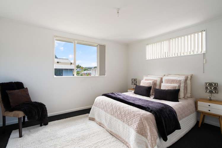 11/27 Saint Albans Street Bradford_11