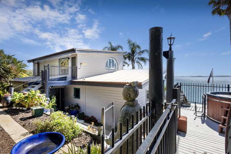 6577 Pouto Road Pouto_20