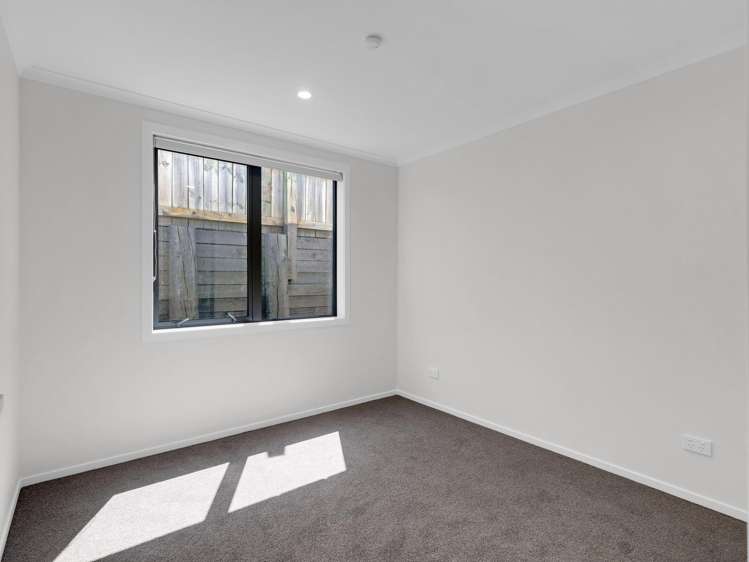 1/42 Ladeira Place Fitzroy_13