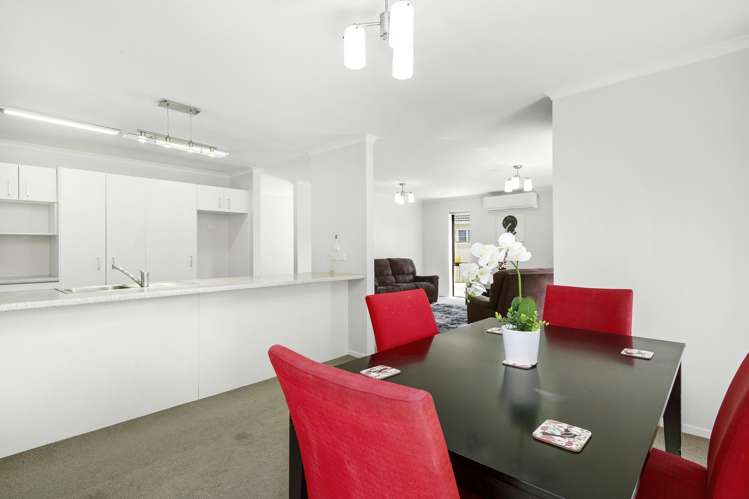 3a Savage Cres Upper Hutt_13