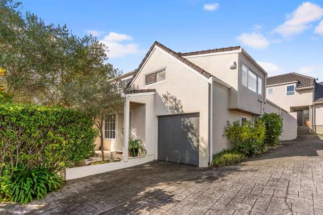 Peaceful Parkside Family Home