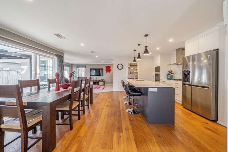 17 Waitaria Terrace Aotea_6