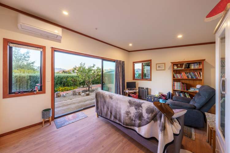 86 Kings Drive Wanaka_16