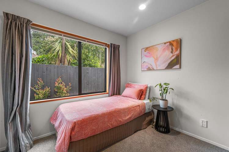 2/8 Hamish Place Westmorland_10