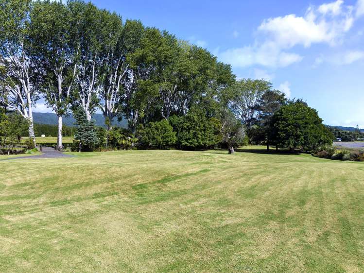 1650 East Coast Road Whakatiwai_18