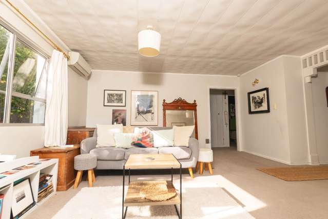 3/24A Hamilton Road 1685_2