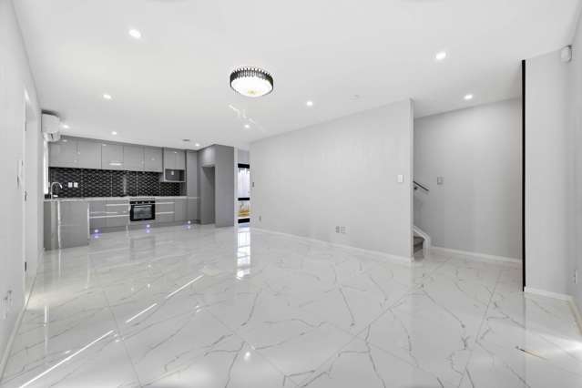 1/12 Landon Avenue Mangere East_4