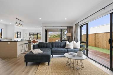 4 Singleton Avenue_2