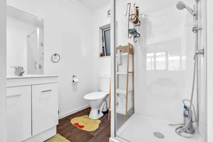 39 Israel Avenue Clover Park_13