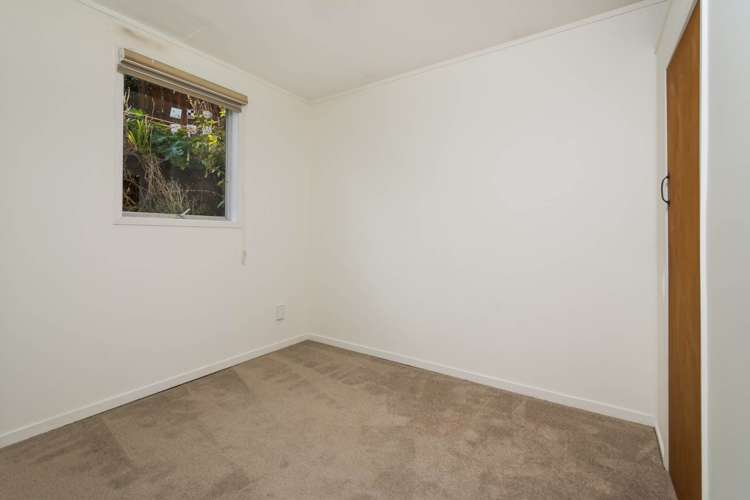 16 Valley Road Northcote_12