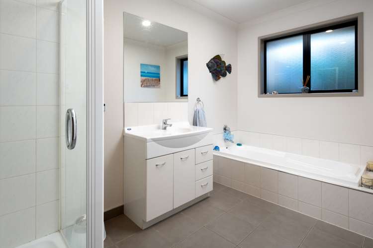 3 Maple Close Springlands_17