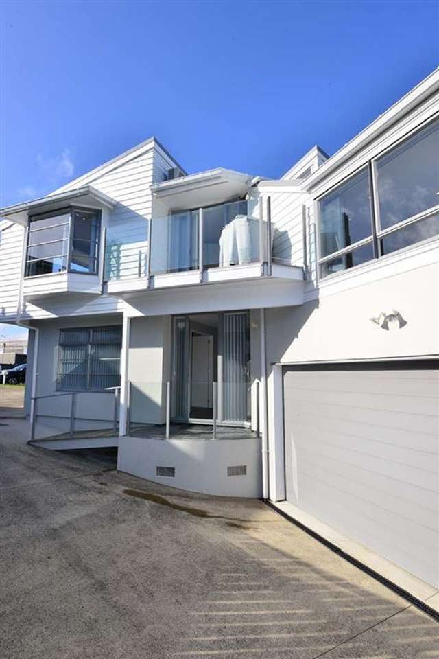 19 Joydon Place Stanmore Bay_2